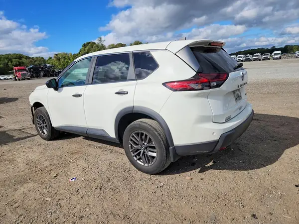 5N1BT3AB6RC724722 — 2024 Nissan Rogue, фото 2 с аукциона Copart, Передняя часть