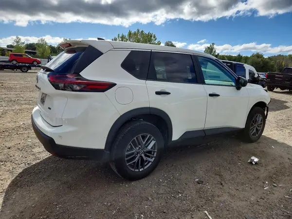 5N1BT3AB6RC724722 — 2024 Nissan Rogue, фото 3 с аукциона Copart, Передняя часть