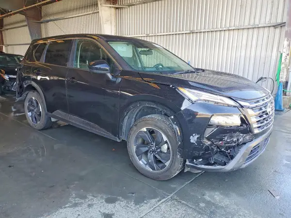 5N1BT3BA2SC835974 — 2025 Nissan Rogue, фото 4 с аукциона Copart 30.09.2026, Задняя часть