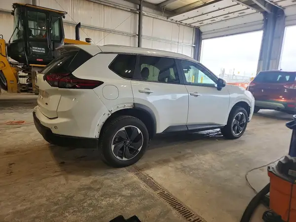 JN8BT3BB4SW174559 — 2025 Nissan Rogue, фото 3 с аукциона Copart, Задняя часть