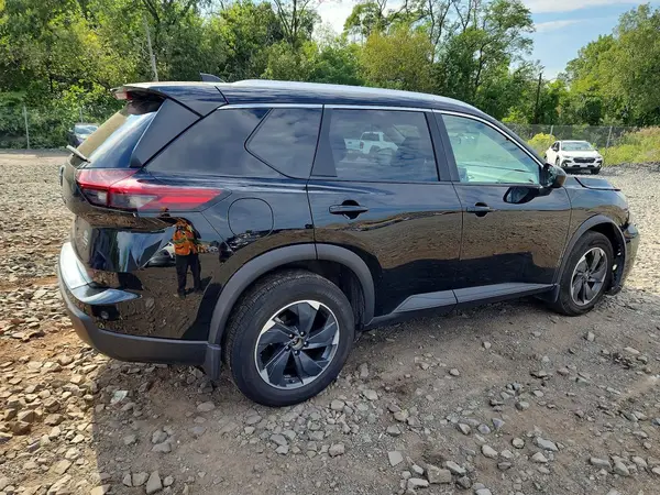 5N1BT3BB5SC843138 — 2025 Nissan Rogue, фото 3 с аукциона Copart, Передняя часть