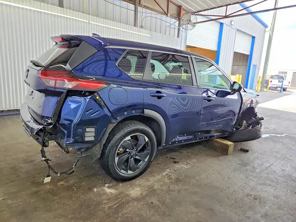 5N1BT3BB1SC816745 — 2025 Nissan Rogue, фото 3 с аукциона Copart 28.09.2026, Передняя часть