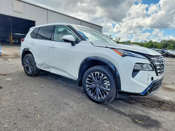 JN8BT3DD0SW470371 — 2025 Nissan Rogue, фото 4 с аукциона Copart, Задняя часть