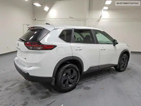 5N1BT3BB4TC837042 — 2026 Nissan Rogue, фото 3 с аукциона Copart 15.10.2026, Естественный износ