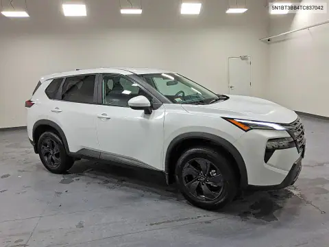 5N1BT3BB4TC837042 — 2026 Nissan Rogue, фото 4 с аукциона Copart 15.10.2026, Естественный износ