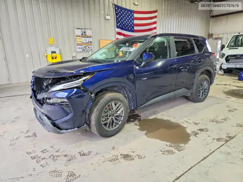 5N1BT3BB5TC757670 — 2026 Nissan Rogue, Передняя часть, фото до ремонта