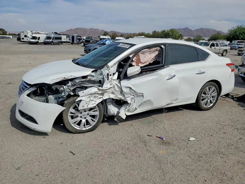 2014 Nissan Sentra VIN 3N1AB7AP4EY260498 фото 1