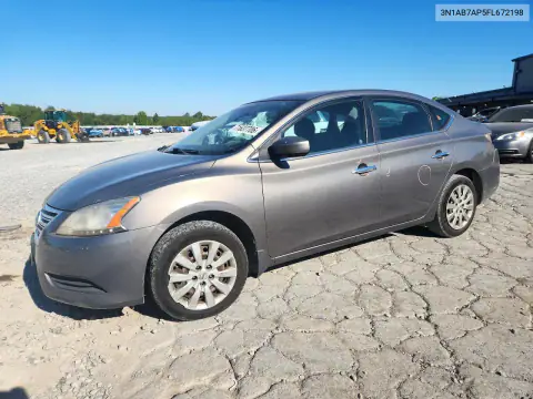 3N1AB7AP5FL672198 — 2015 Nissan Sentra, Задняя часть, фото до ремонта