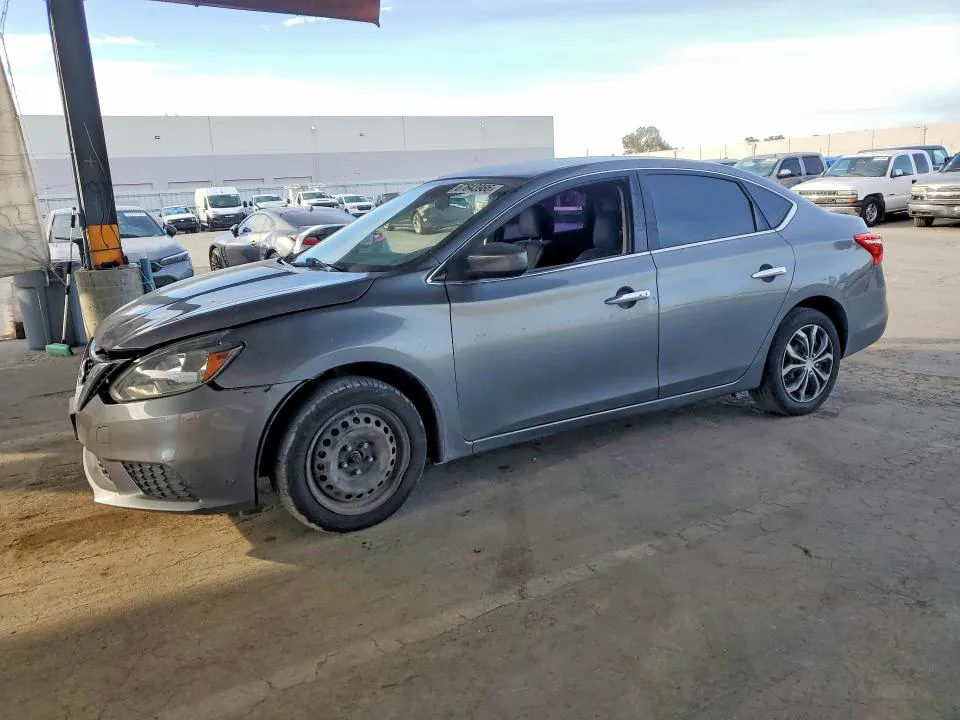 2016 Nissan Sentra VIN 3N1AB7AP5GL658318 фото 1
