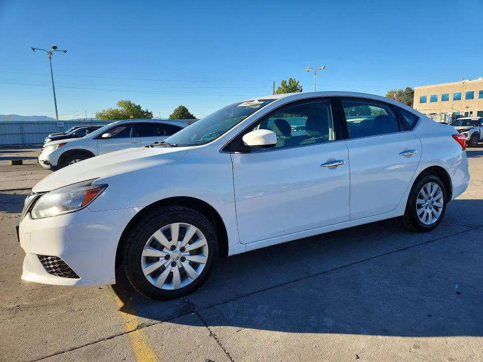 2017 NISSAN SENTRA VIN 3N1AB7AP3HY354781 фото 1