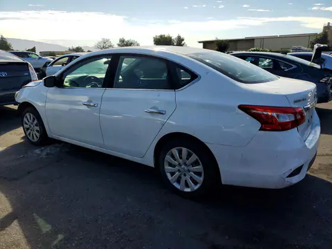 2018 Nissan Sentra VIN 3N1AB7AP9JY260071 фото 2