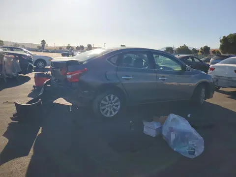 2018 Nissan Sentra VIN 3N1AB7AP9JY301377 фото 3