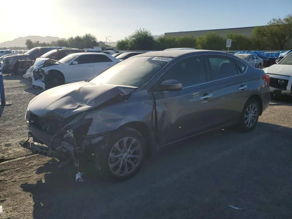 2018 Nissan Sentra VIN 3N1AB7AP1JY322496 фото 1