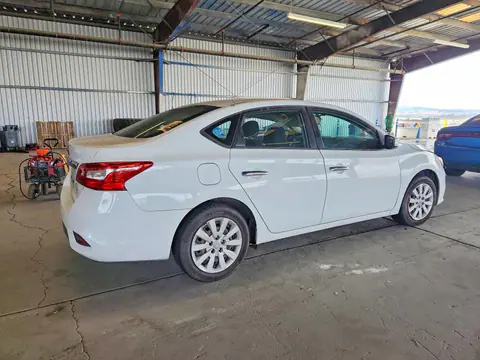 2018 Nissan Sentra VIN 3N1AB7AP4JY243758 фото 3