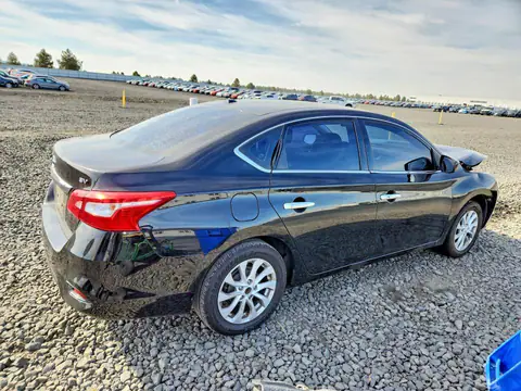 3N1AB7AP1JY262218 — 2018 Nissan Sentra, фото 3 с аукциона Copart 30.09.2026, Передняя часть
