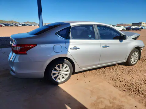 2018 Nissan Sentra VIN 3N1AB7AP0JY301817 фото 3
