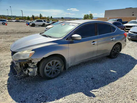 3N1AB7AP0JY255986 — 2018 Nissan Sentra, Передняя часть (Front End), фото до ремонта
