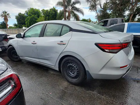 2020 Nissan Sentra VIN 3N1AB8BV8LY220375 фото 2