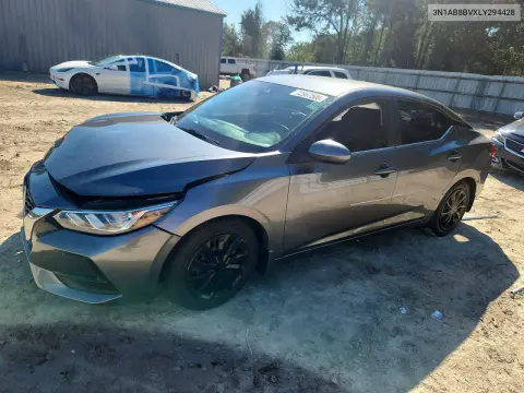 3N1AB8BVXLY294428 — 2020 Nissan Sentra, Передняя часть, фото до ремонта