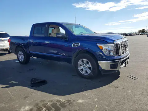 2017 Nissan Titan VIN 1N6AA1EKXHN534006 фото 4