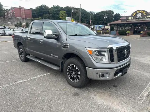 1N6AA1E5XHN506071 — 2017 Nissan Titan, Естественный износ (Normal Wear), фото до ремонта