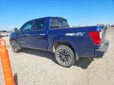 2018 Nissan Titan VIN 1N6AA1E55JN548721 фото 2
