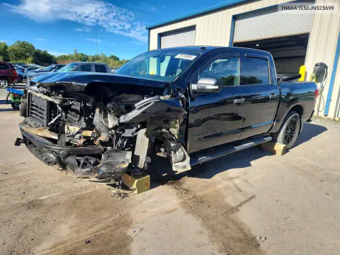1N6AA1E50JN525699 — 2018 Nissan Titan, Передняя часть, фото до ремонта
