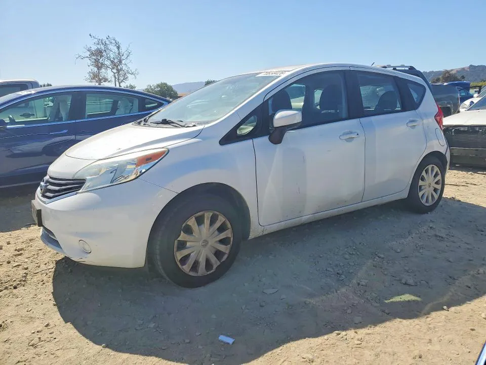 2015 Nissan VERSA NOTE VIN 3N1CE2CP7FL409694 фото 1