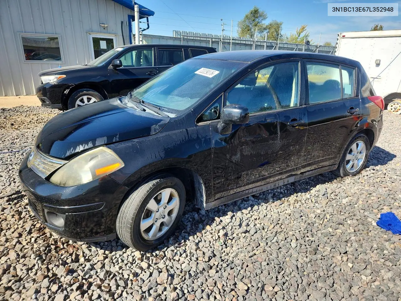 2007 Nissan Versa 1.8 S VIN 3N1BC13E67L352948 фото 1