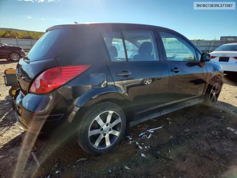 2009 Nissan Versa 1.8 S VIN 3N1BC13E59L371087 фото 3