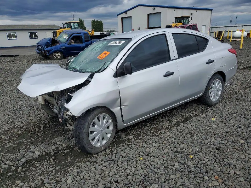 3N1CN7AP3EL840550 Nissan Versa 2014 — повреждение Повреждения со всех сторон, фото до ремонта