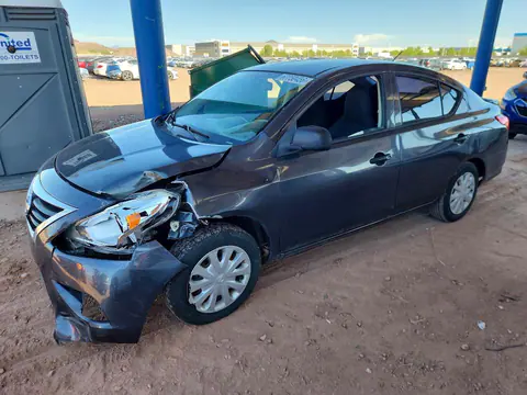 3N1CN7AP4FL872960 — 2015 Nissan Versa, Передняя часть (Front End), фото до ремонта