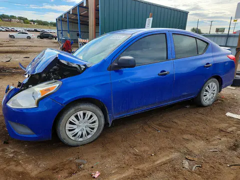 3N1CN7AP1FL861169 — 2015 Nissan Versa, Передняя часть (Front End), фото до ремонта