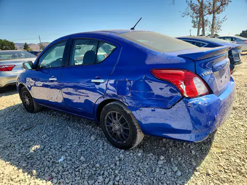 3N1CN7APXFL818062 — 2015 Nissan Versa, фото 2 с аукциона Copart 13.10.2026, Задняя часть