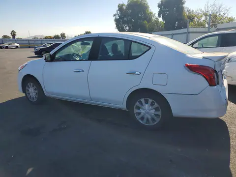2016 Nissan Versa VIN 3N1CN7AP5GL900315 фото 2