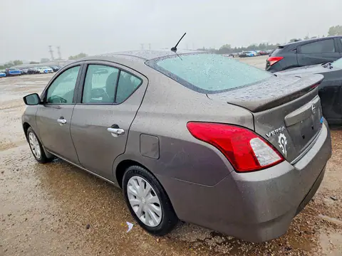 3N1CN7AP5GL865565 — 2016 Nissan Versa, фото 2 с аукциона Copart 06.10.2026, Мелкие вмятины и царапины