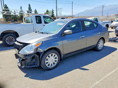 3N1CN7AP3HL816205 — 2017 Nissan Versa, Передняя часть (Front End), фото до ремонта