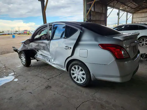 2017 Nissan Versa VIN 3N1CN7AP4HL902817 фото 2