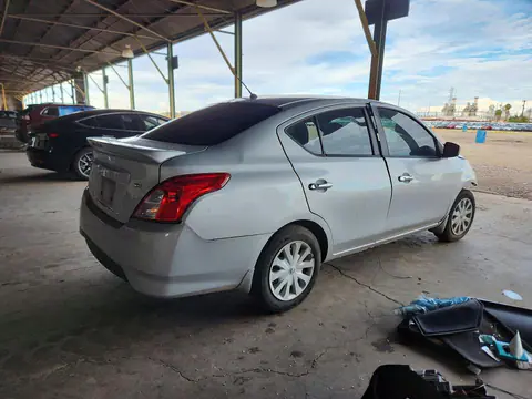 2017 Nissan Versa VIN 3N1CN7AP4HL902817 фото 3
