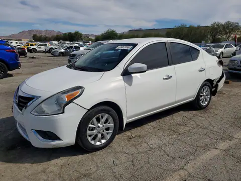 3N1CN7AP2HL867839 — 2017 Nissan Versa, Задняя часть (Rear End), фото до ремонта