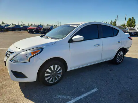 3N1CN7AP7HL876780 — 2017 Nissan Versa, Задняя часть (Rear End), фото до ремонта