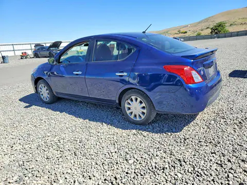 2018 Nissan Versa VIN 3N1CN7AP1JL864405 фото 2