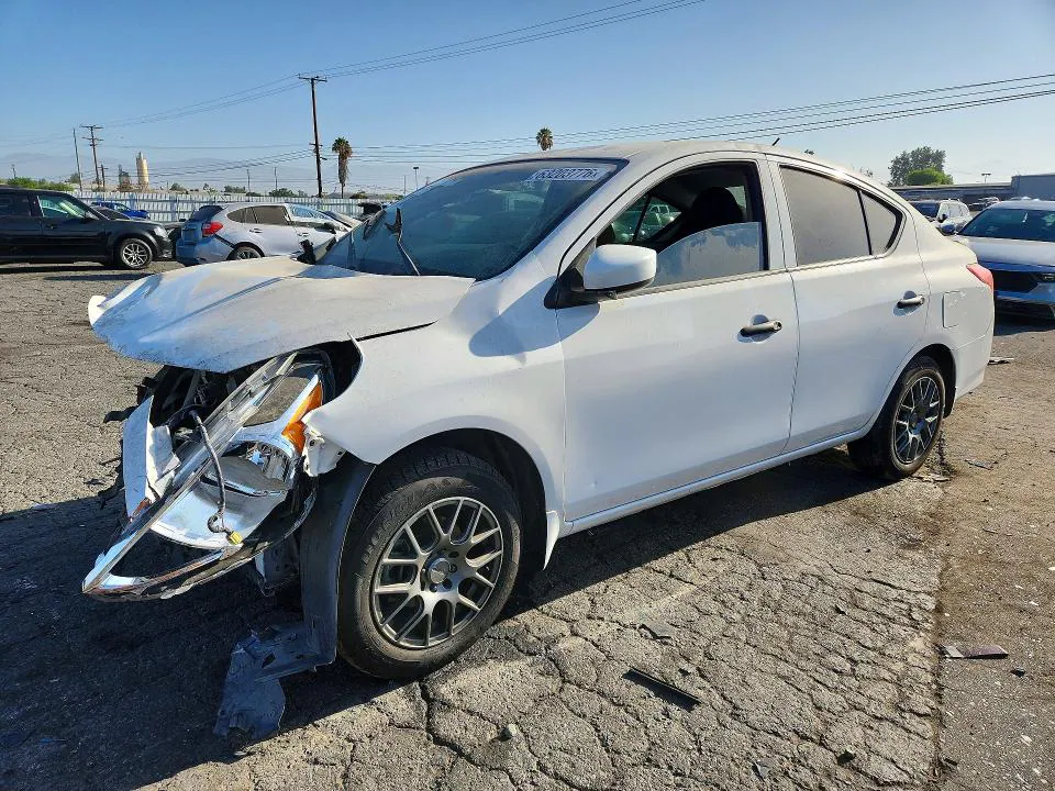2018 Nissan Versa VIN 3N1CN7AP9JL803562 фото 1