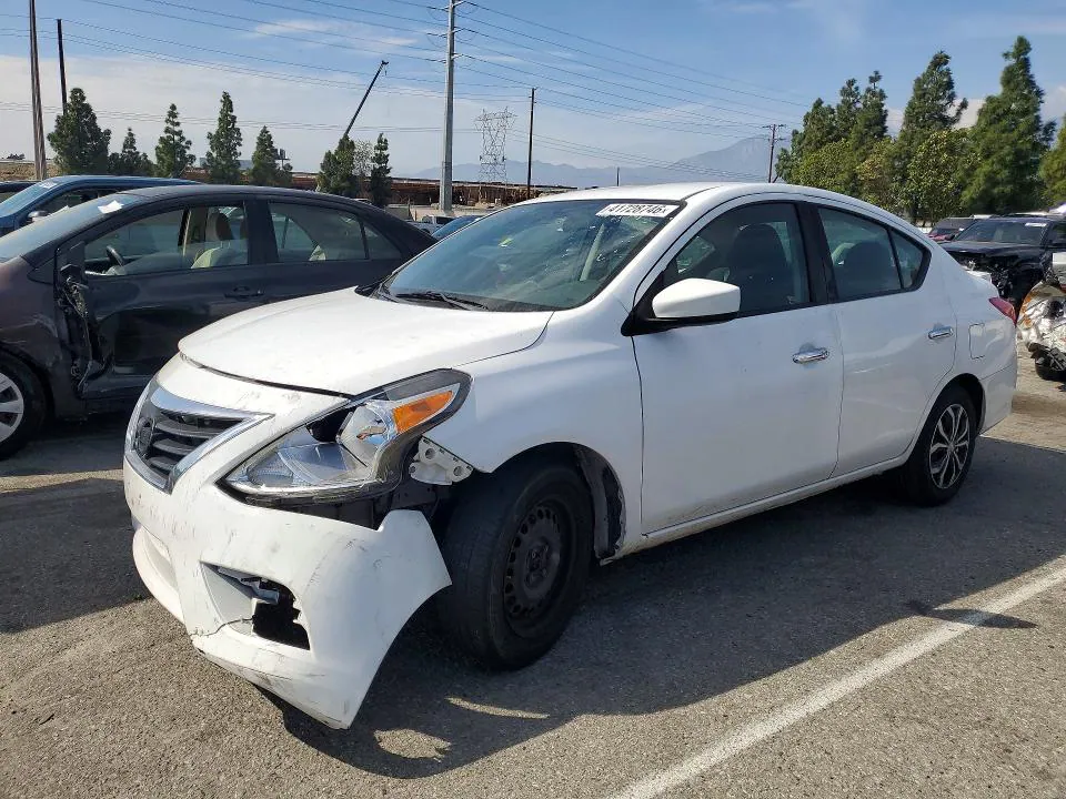 2019 Nissan Versa VIN 3N1CN7AP3KL824196 фото 1