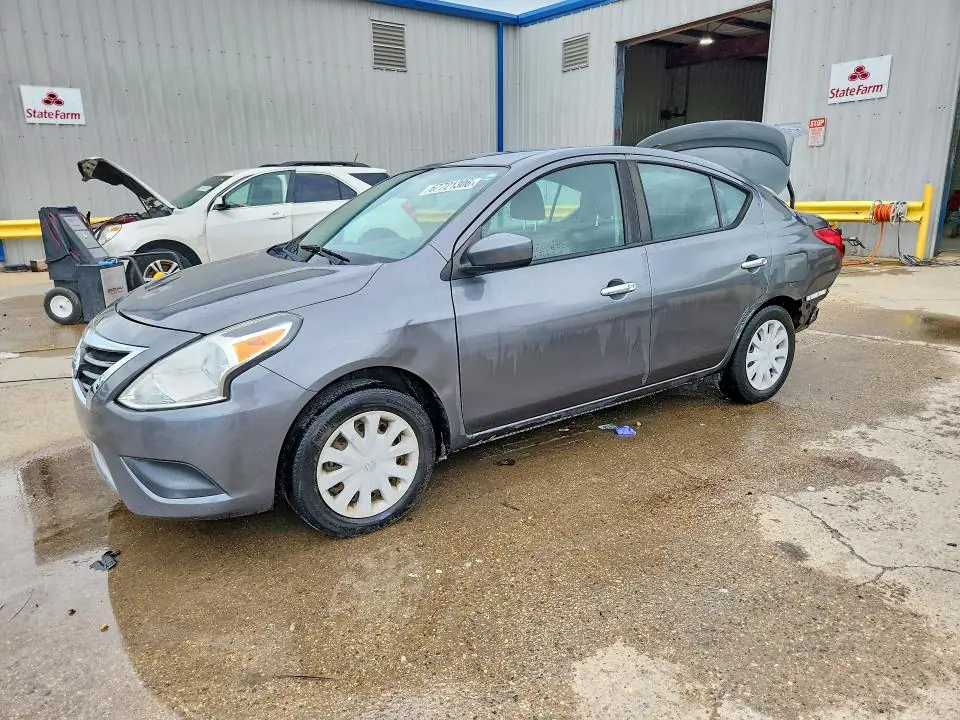3N1CN7AP9KL853105 Nissan Versa 2019 — повреждение Задняя часть, фото до ремонта