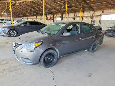 3N1CN7AP6KL865034 — 2019 Nissan Versa, Задняя часть (Rear End), фото до ремонта