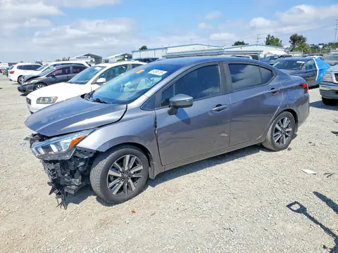 3N1CN8EV2ML838575 — 2021 Nissan Versa, Передняя часть (Front End), фото до ремонта