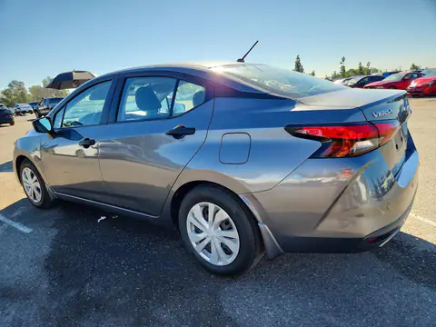2022 Nissan Versa VIN 3N1CN8DV5NL832630 фото 2