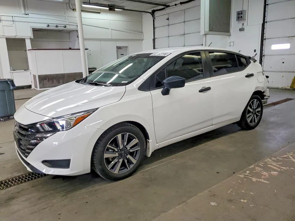2023 Nissan Versa VIN 3N1CN8DV6PL866451 фото 1