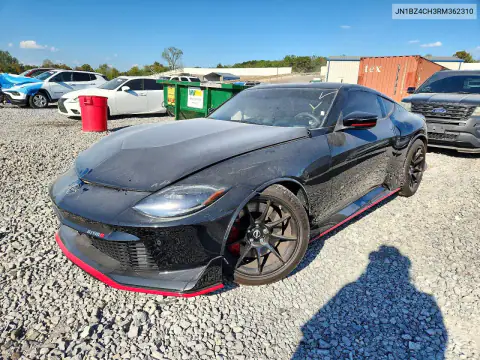 JN1BZ4CH3RM362310 — 2024 Nissan Z, Сторона, фото до ремонта